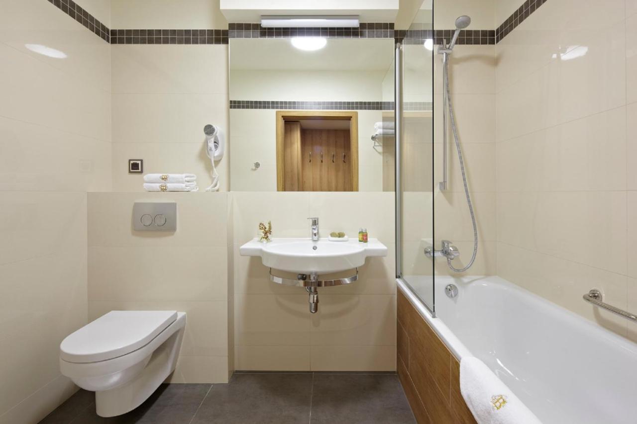 Mercure Wiazowna Brant מראה חיצוני תמונה