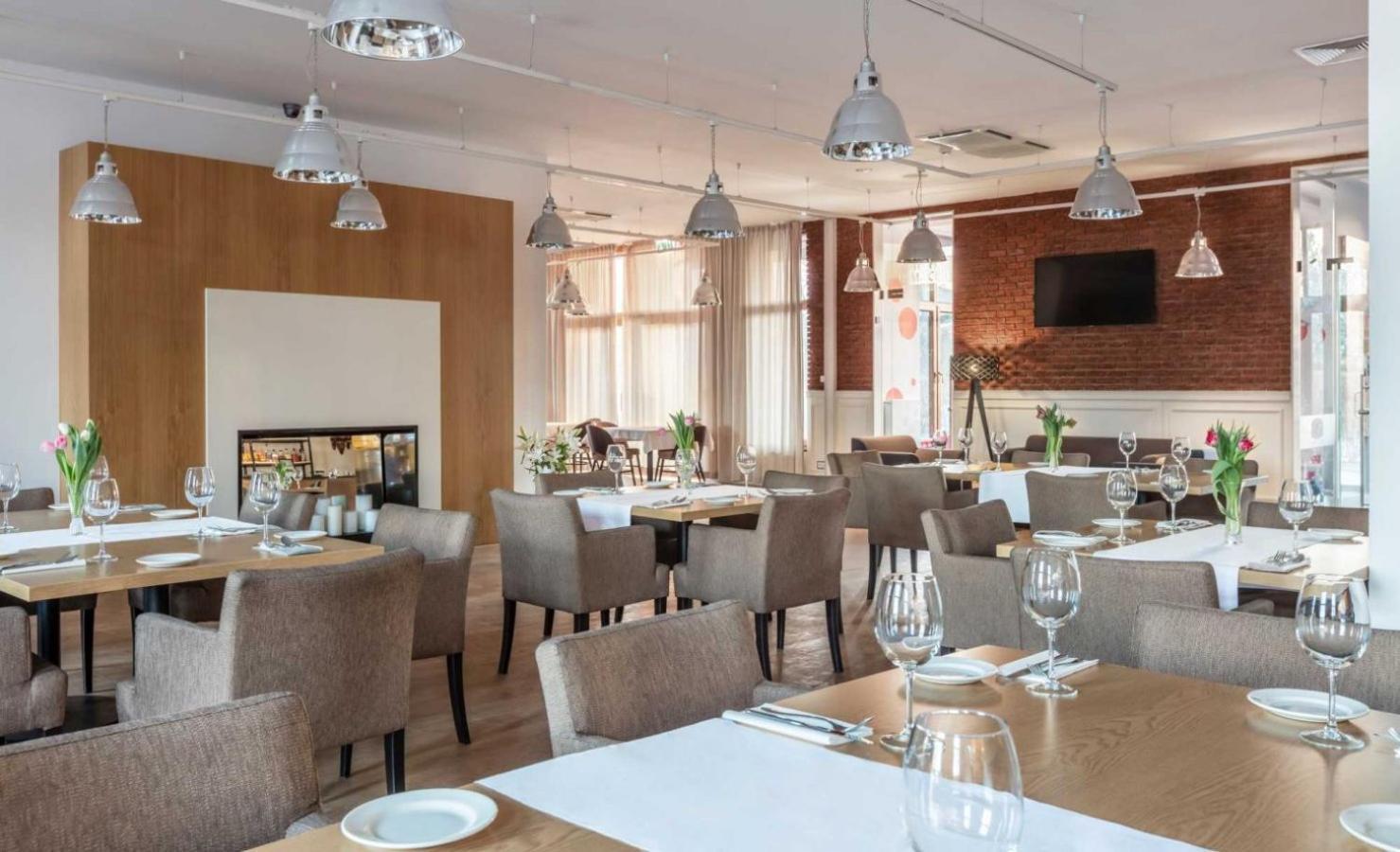 Mercure Wiazowna Brant מראה חיצוני תמונה
