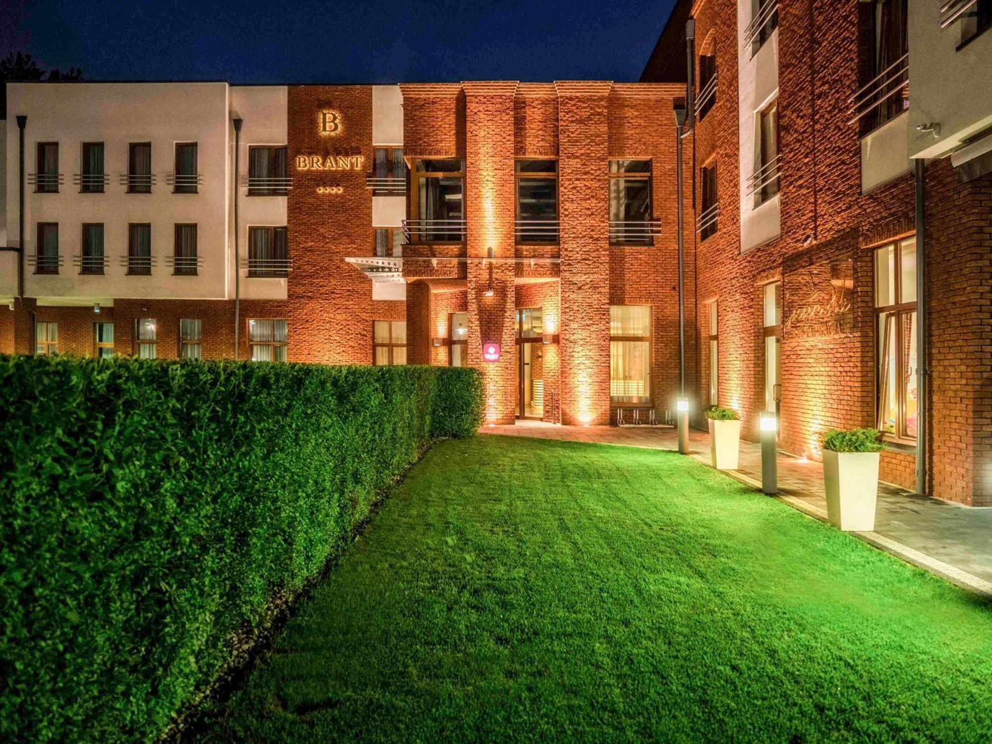 Mercure Wiazowna Brant מראה חיצוני תמונה